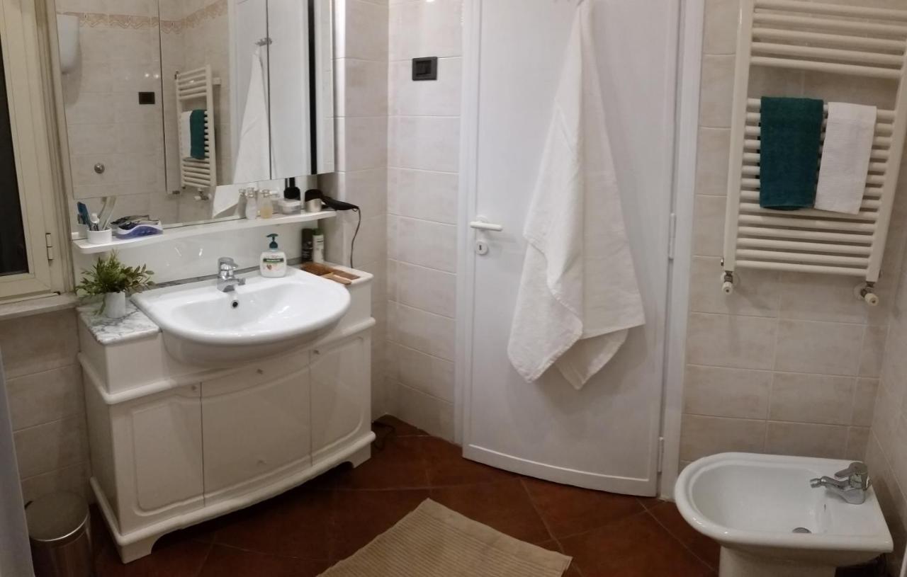 B&B Claudia A Monteverde โรม ภายนอก รูปภาพ